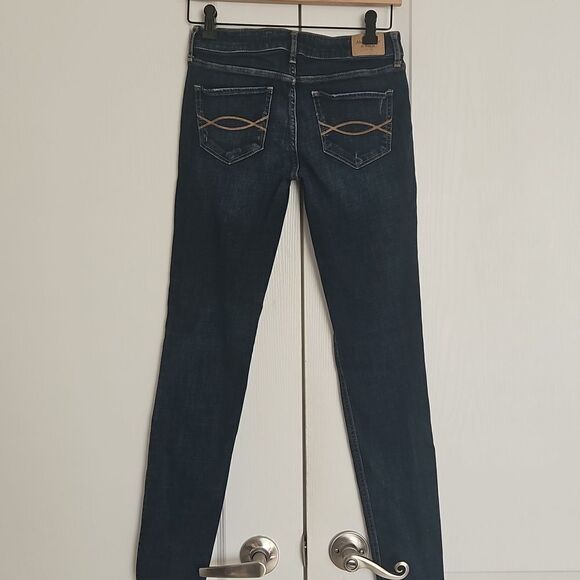 Abercrombie& Fitch Women's Mid-Rise Straight Leg Denim Jeans Dark Blue Washed 26 - Picture 4 of 16